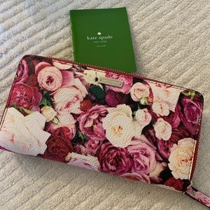 Kate Spade Zip Around Wallet